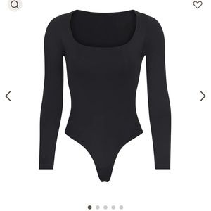 skims long sleeve bodysuit